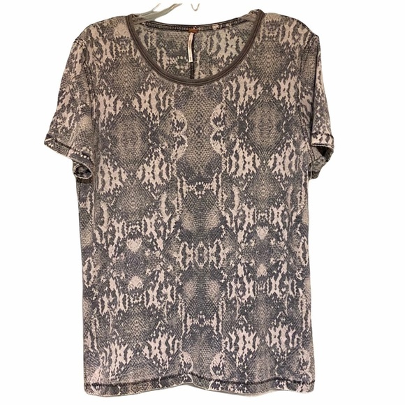 Free People Tops - Free People SnakeSkin Tourist Distressed T-Shirt Sz XS